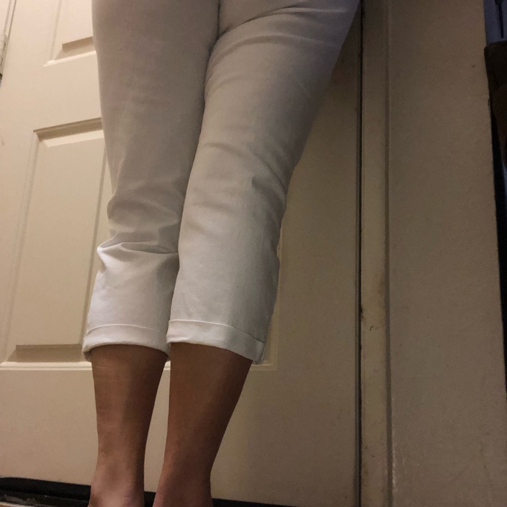 White Wanna Berta Butt Jeans
